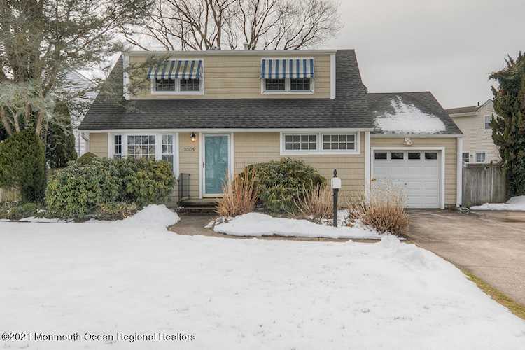 2005 Windsor Terrace Spring Lake Heights, NJ 07762 | MLS 22105631 Photo 1