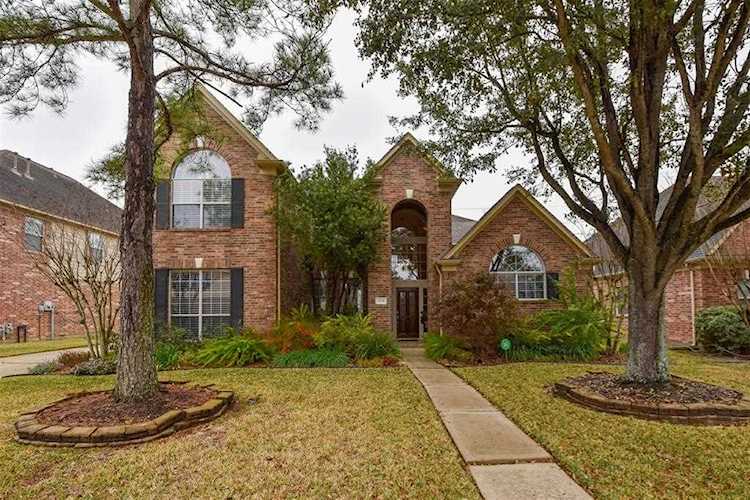 17714 Meadow Crossing Ln Houston, TX 77095