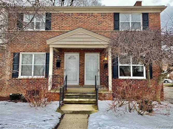 3326 Coolidge Hwy Royal Oak, MI 48073 | MLS 2210013189 Photo 1