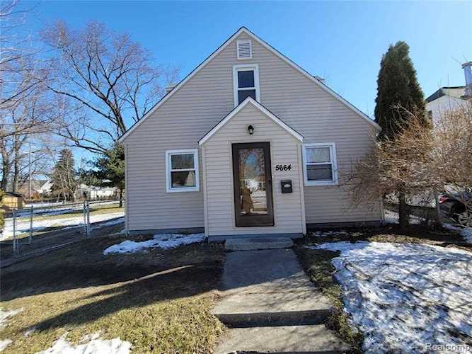 5664 Fenton St Dearborn Heights, MI 48127 | MLS 2210013165 Photo 1