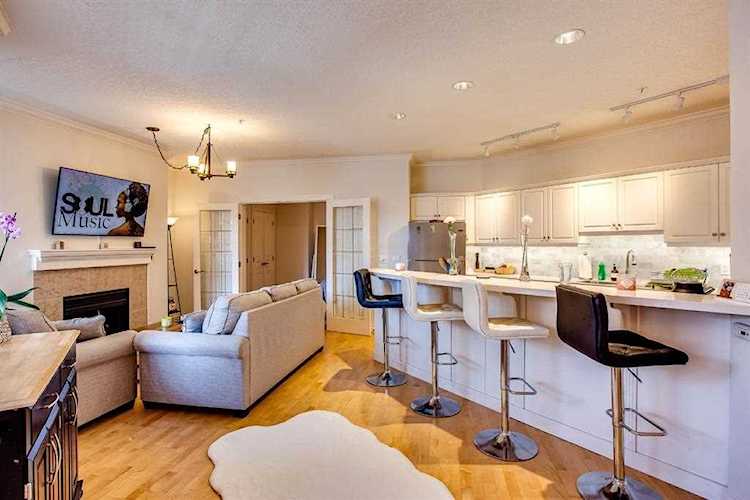 59 22 Ave SW #310 Calgary, AB T2S 3C7