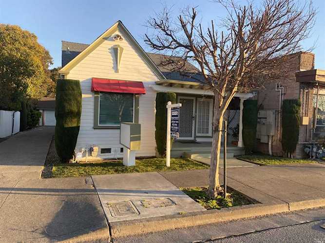 712 E Washington Street Petaluma, CA 94952 | MLS 22029816 Photo 1