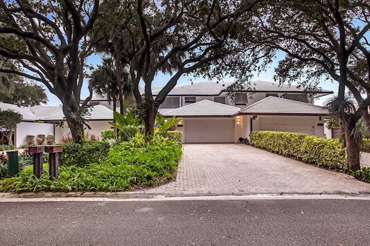 5258 S Boca Marina Circle Boca Raton, FL 33487