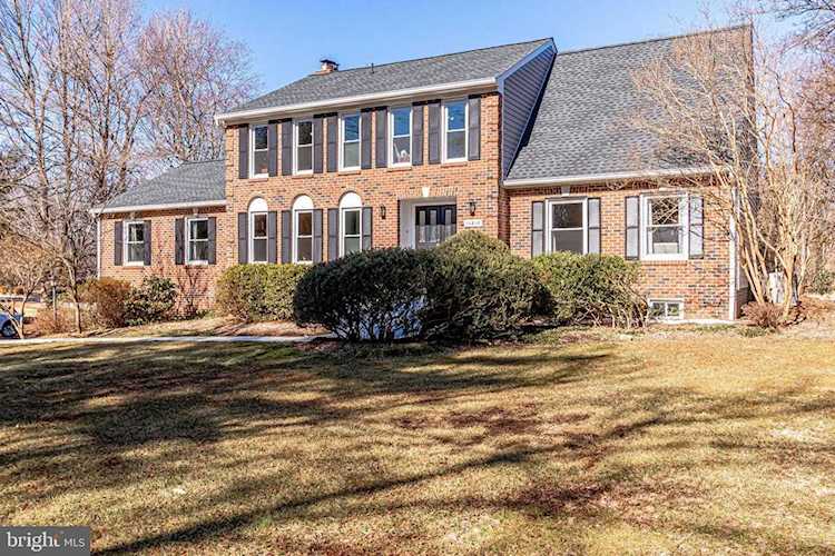 11210 Vale Rd Oakton, VA 22124