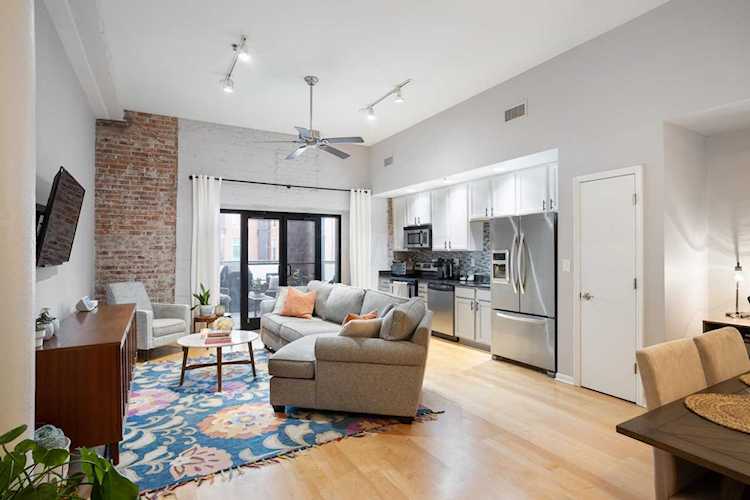 78 E Chestnut Street Columbus, OH 43215