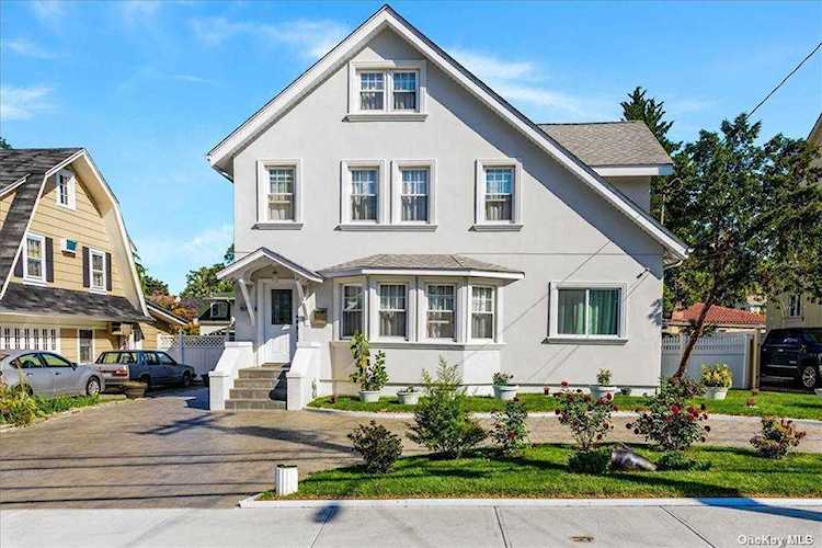 46-29 Douglaston Parkway Douglaston, NY 11362