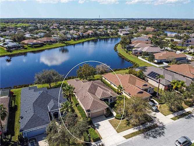 260 Dahlia Ct Bradenton, FL 34212