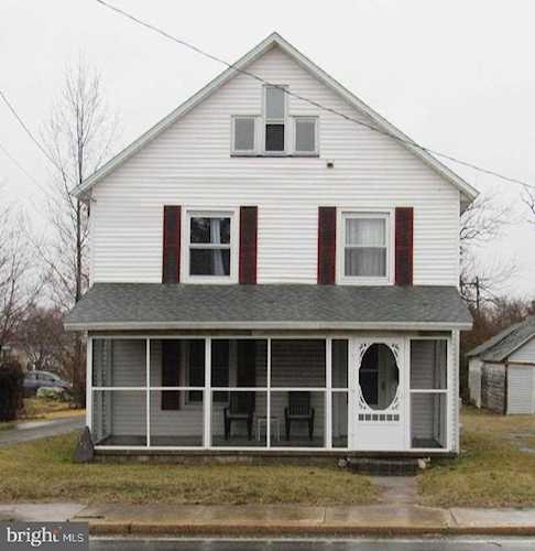 10911 E 4th St Laurel, DE 19956