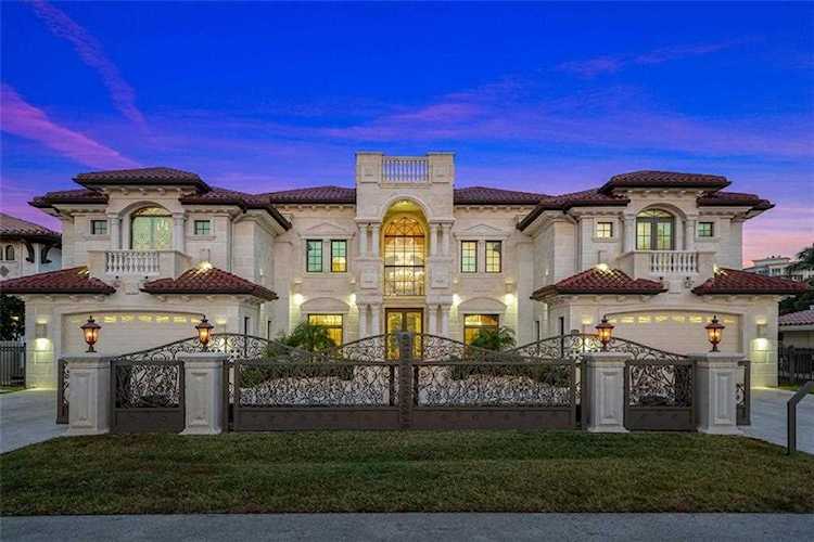 4200 NE 31st Ave Lighthouse Point, FL 33064