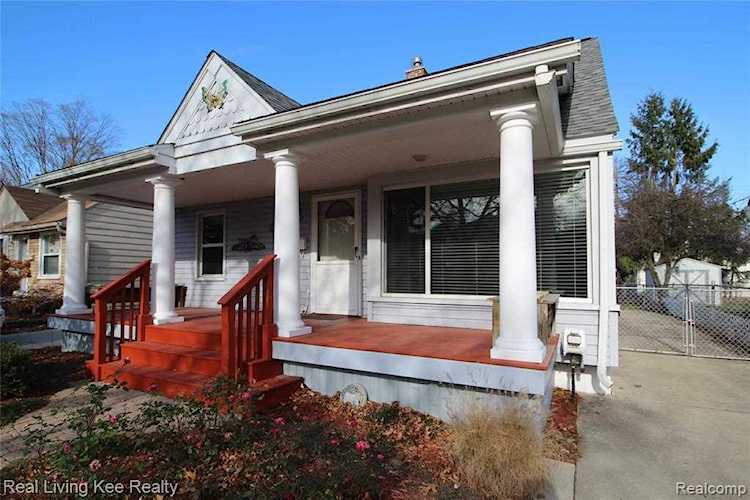 305 E Webster Rd Royal Oak, MI 48073 | MLS 2210013410 Photo 1