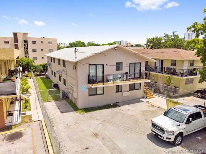747 SW 5th St Miami, FL 33130