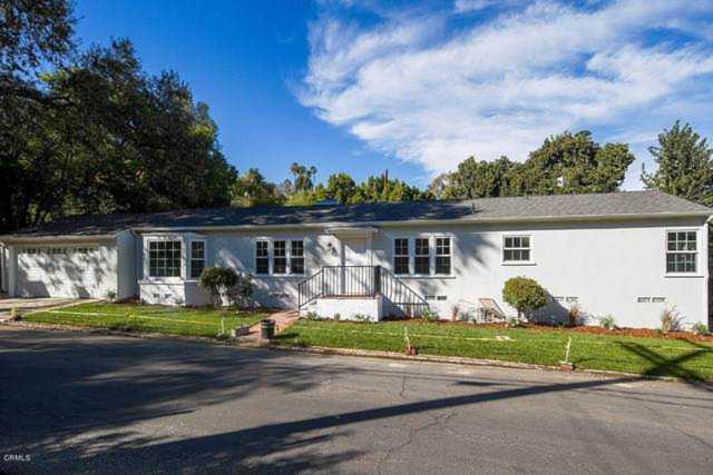 13605 Oak Canyon Avenue Sherman Oaks, CA 91423