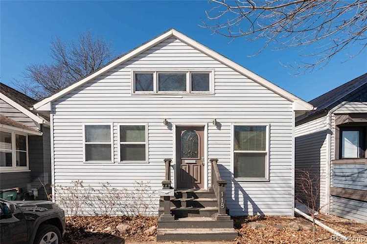 118 S Laurel St Royal Oak, MI 48067 | MLS 2210013083 Photo 1