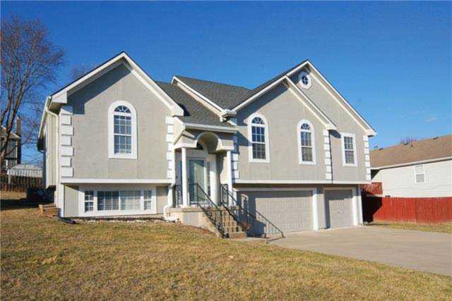 8508 Spring Ave Kansas City, KS 66109