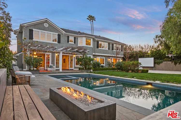 2136 Westridge Road Los Angeles, CA 90049
