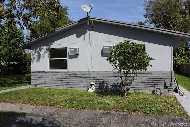 2912 SW 19th Ave Fort Lauderdale, FL 33315