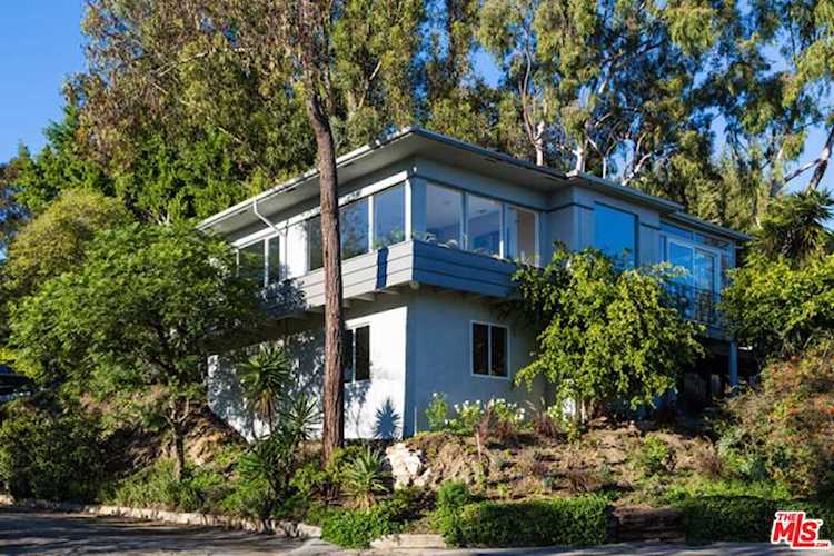 1438 Davies Drive Beverly Hills, CA 90210