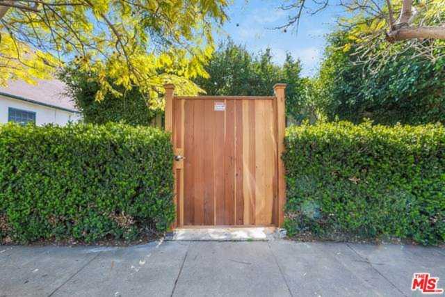 708 Machado Drive Venice, CA 90291