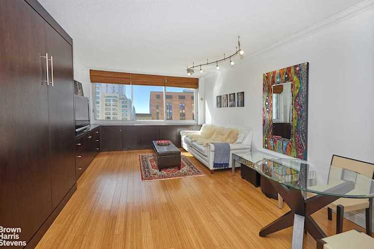 220 E 65th St #4E New York City, NY 10065