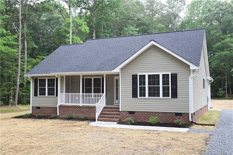 7364 Owen St Gloucester, VA 23061