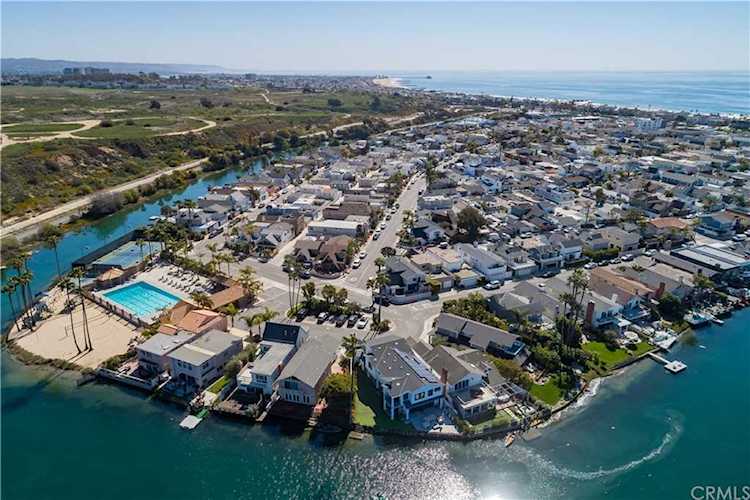226 62nd Street Newport Beach, CA 92663