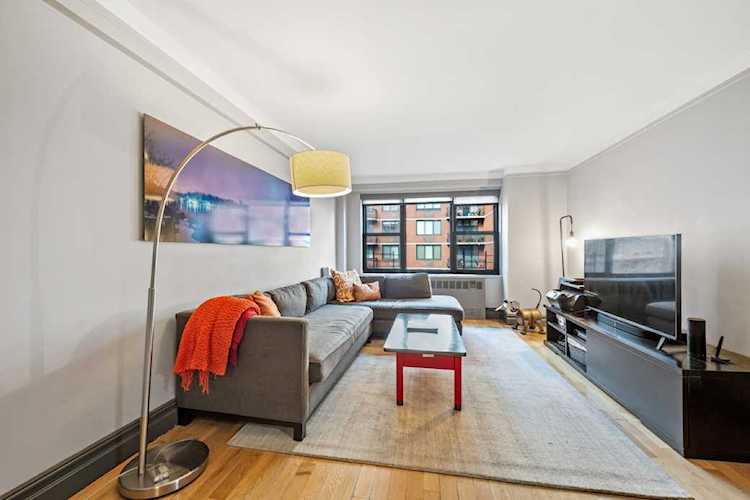 340 E 74th St #7-C New York, NY 10021