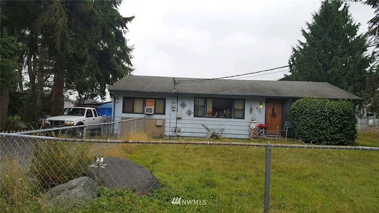 630 168th Place SW Lynnwood, WA 98037