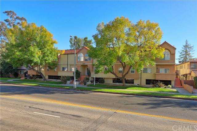 11306 Moorpark Street #4 Studio City, CA 91602