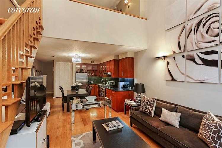 32 E 76th St #804/904 New York, NY 10021