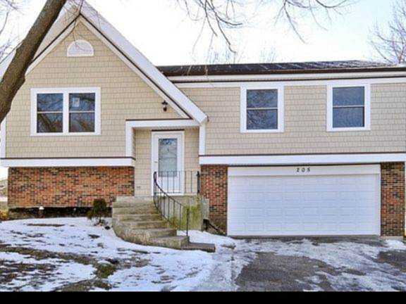 205 Chase Ct Bolingbrook, IL 60440 | MLS 11004699 Photo 1