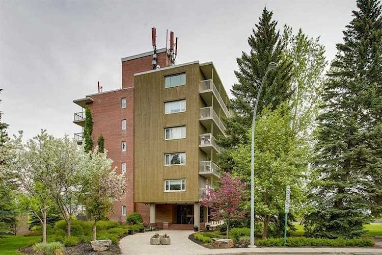 3204 Rideau Place SW #107 Calgary, AB T2S 1Z2