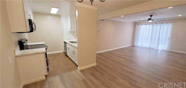 5460 White Oak Avenue #B105 Encino, CA 91316