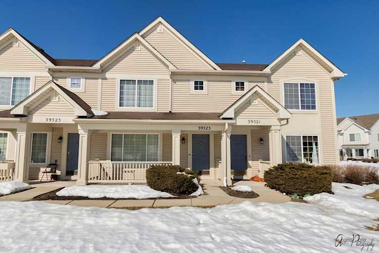 39323 N Melbourne Ct #440-4 Beach Park, IL 60083