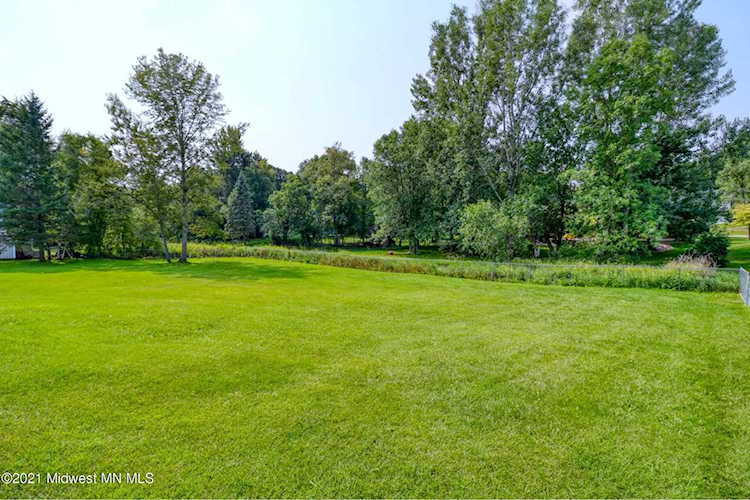 1337 Lori Ave Detroit Lakes, MN 56501