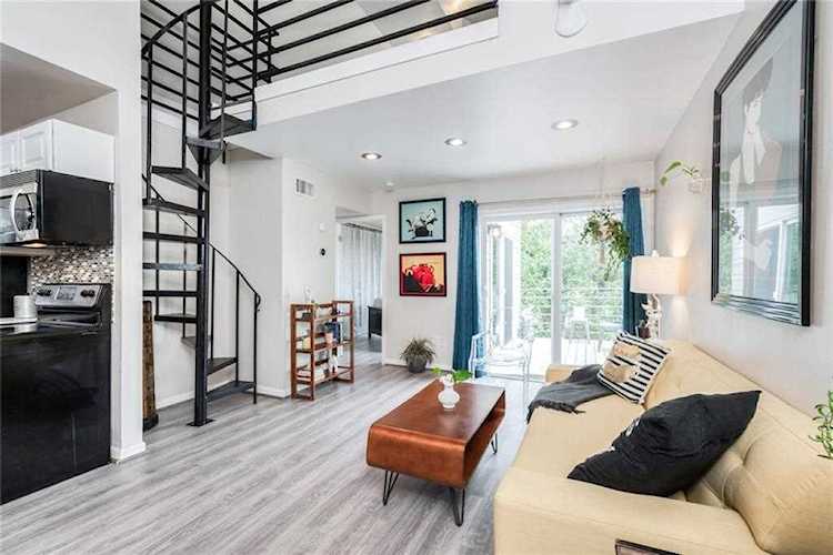 1514 Parker LN #208 Austin, TX 78741