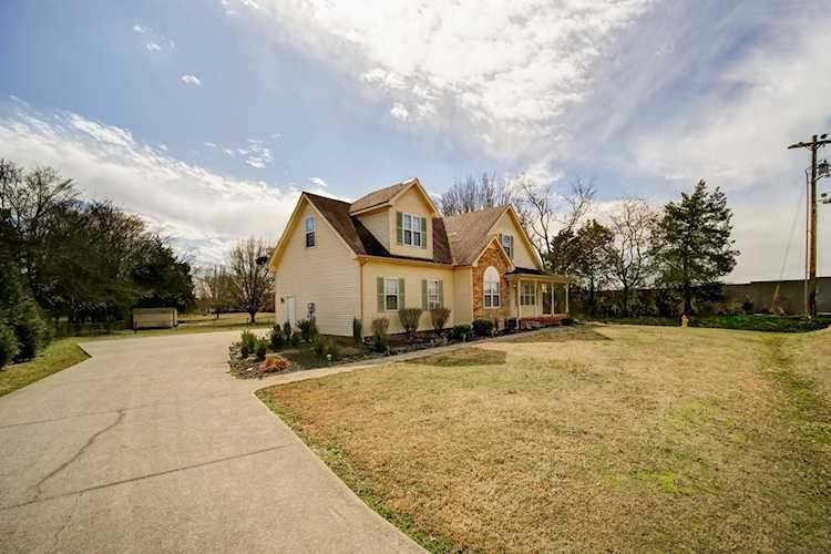 309 Tenby Dr Murfreesboro, TN 37127 | MLS 2232898 Photo 1
