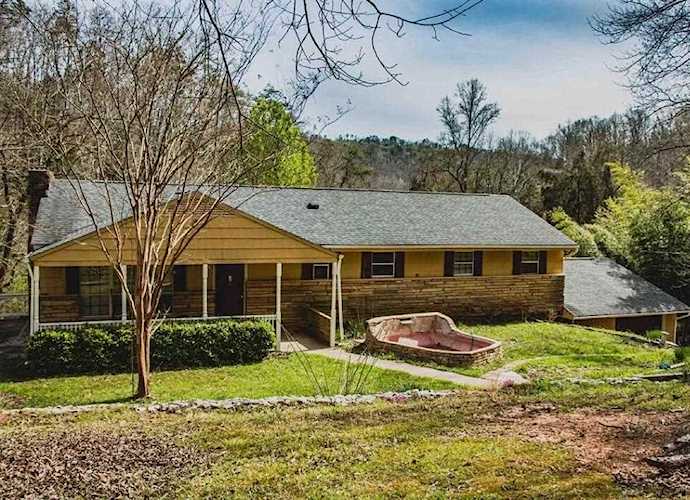 5018 Stump Rd Maryville, TN 37803