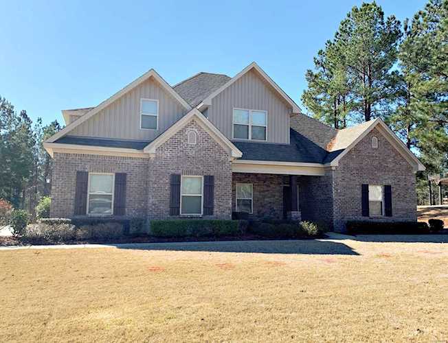 868 Brookwood Dr Wetumpka, AL 36093