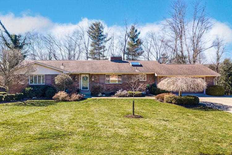 705 Snowdon Drive Newark, OH 43055 | MLS 221006079 Photo 1
