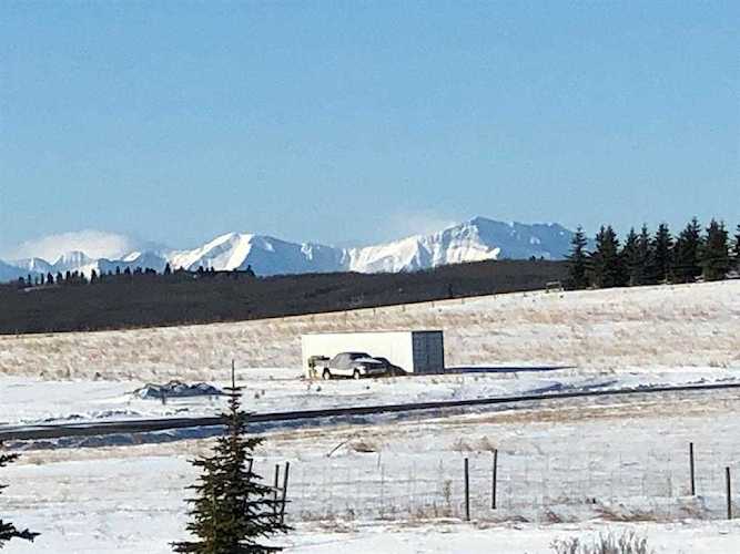 17 Crocus Meadows Place W Rural Foothills County, AB T1S 1A2