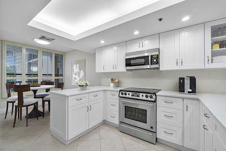 4746 S Ocean Boulevard #11 Highland Beach, FL 33487