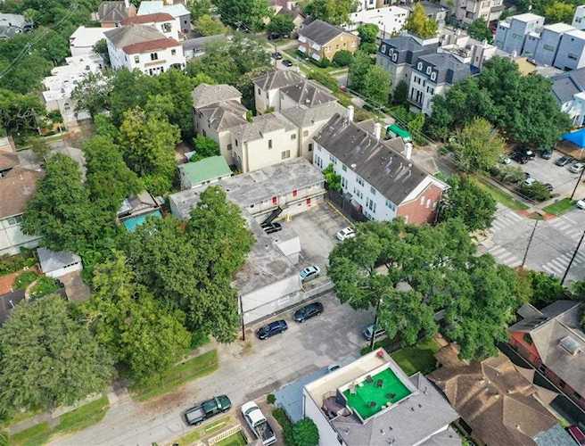 1710 Indiana St Houston, TX 77006