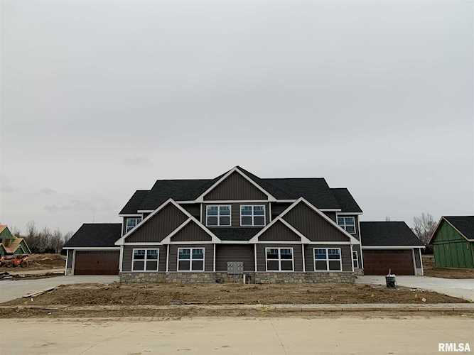 2963 Mary Leigh Dr Bettendorf, IA 52722