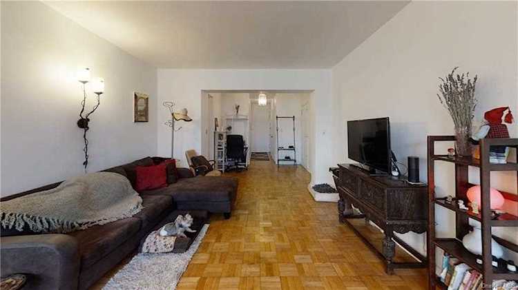 640 W 231st Street #2G Bronx, NY 10463