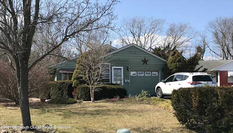 64 Coral Bell Holw Toms River, NJ 08755 | MLS 22106354 Photo 1