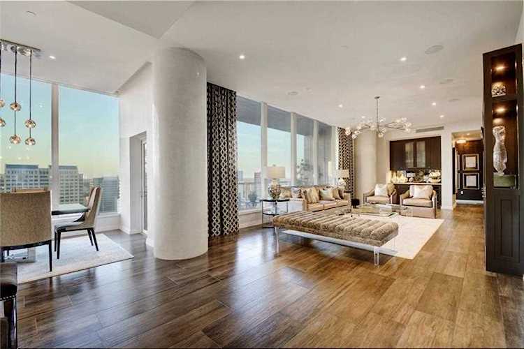 210 Lavaca ST #2611 Austin, TX 78701