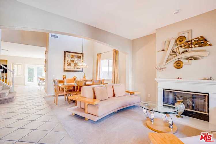 5183 Knollwood Way Woodland Hills, CA 91364