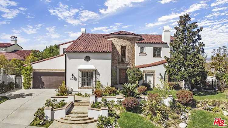 25591 Prado De Las Flores Calabasas, CA 91302