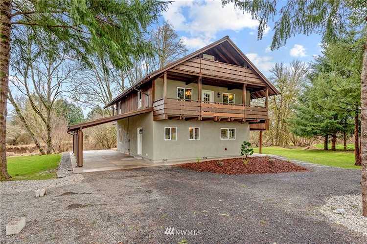 115 Beaver Creek Rd Curtis, WA 98538