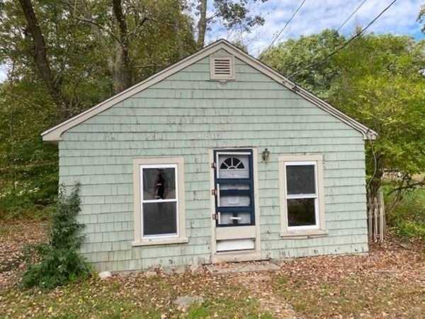 26 Azalea Rd Mansfield, MA 02048